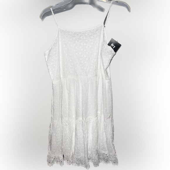 Art Class Spring White Eyelet Dress 10/12 Girls - Picture 5 of 5